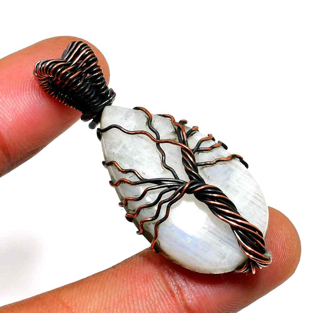 Luna’s Embrace – Moonstone Copper Pendant
