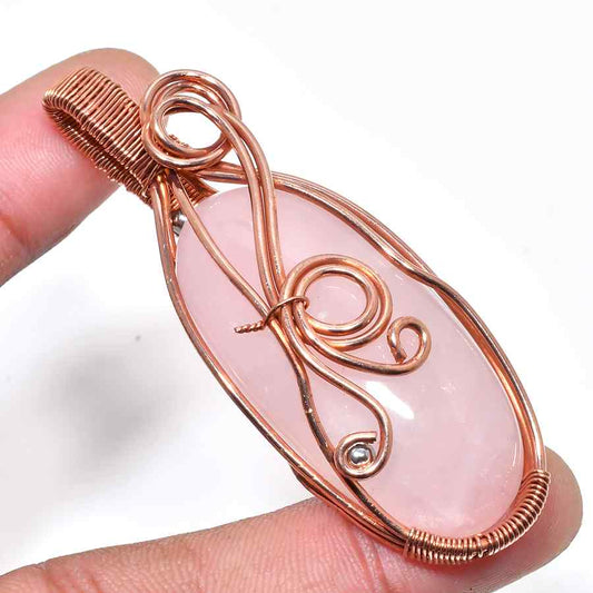 Serenity’s Embrace – Rose Quartz & Rose Gold Pendant