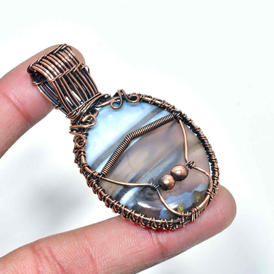 Ocean’s Whisper – Agate & Copper Pendant