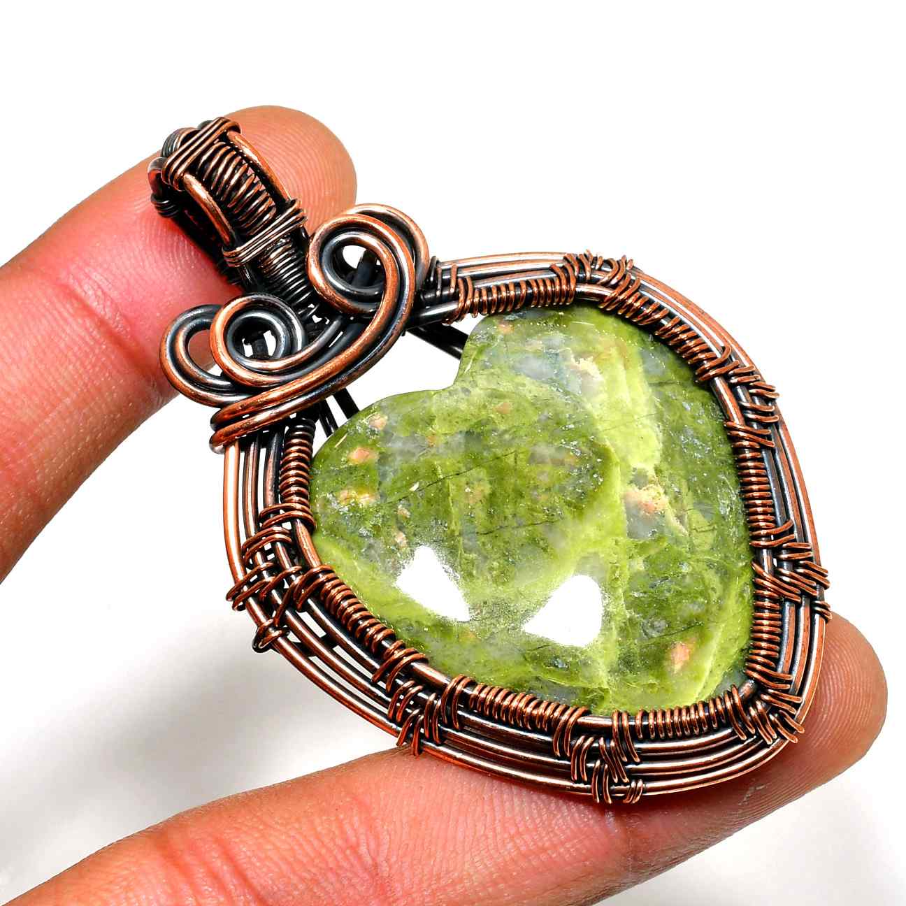 Heart of Earth – Peridot Copper Pendant