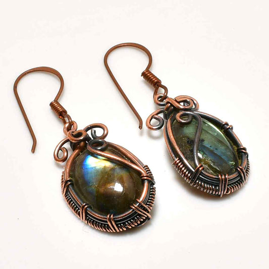 Selene’s Glow – Labradorite & Copper Earrings