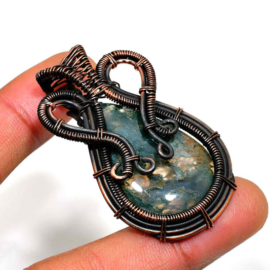 Terra’s Embrace – Oxidized Copper Agate Pendant