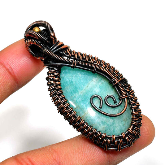 Harmony’s Embrace – Amazonite Copper Pendant