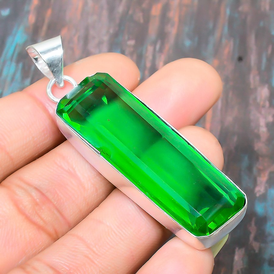 Serene Balance – Green Tourmaline Silver Pendant