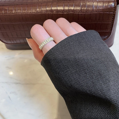 Pearl ring women