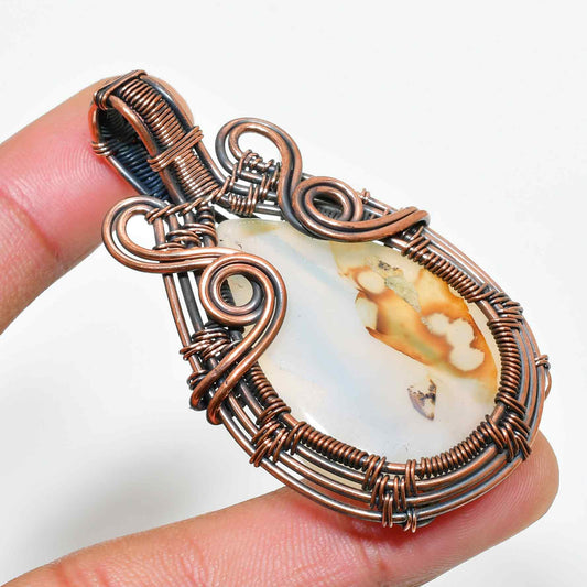 Gaia’s Embrace – Handcrafted Agate & Copper Pendant