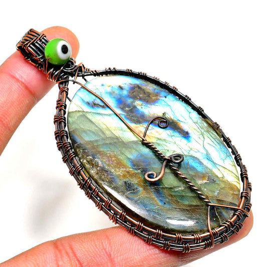 Celestial Guardian – Labradorite Copper Pendant