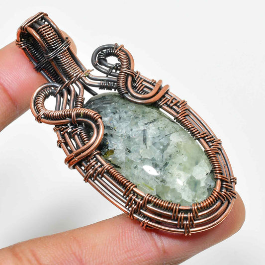 Gale’s Embrace – Green Quartz Copper Pendant