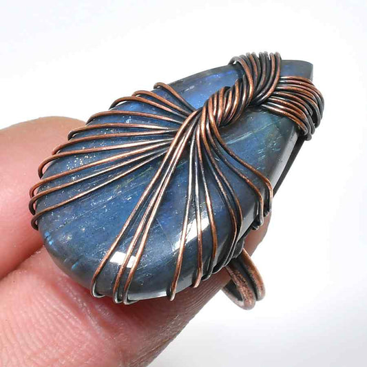 Mystic Guardian – Copper Labradorite Ring
