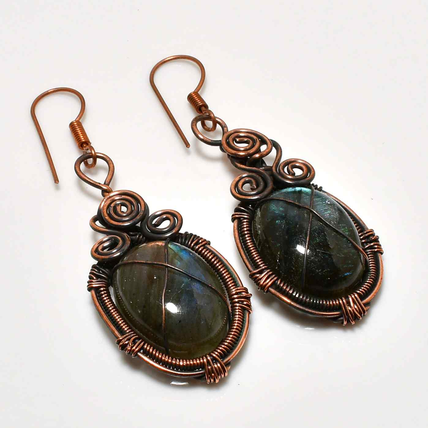 Aurora’s Gleam – Labradorite & Oxidized Copper Earrings