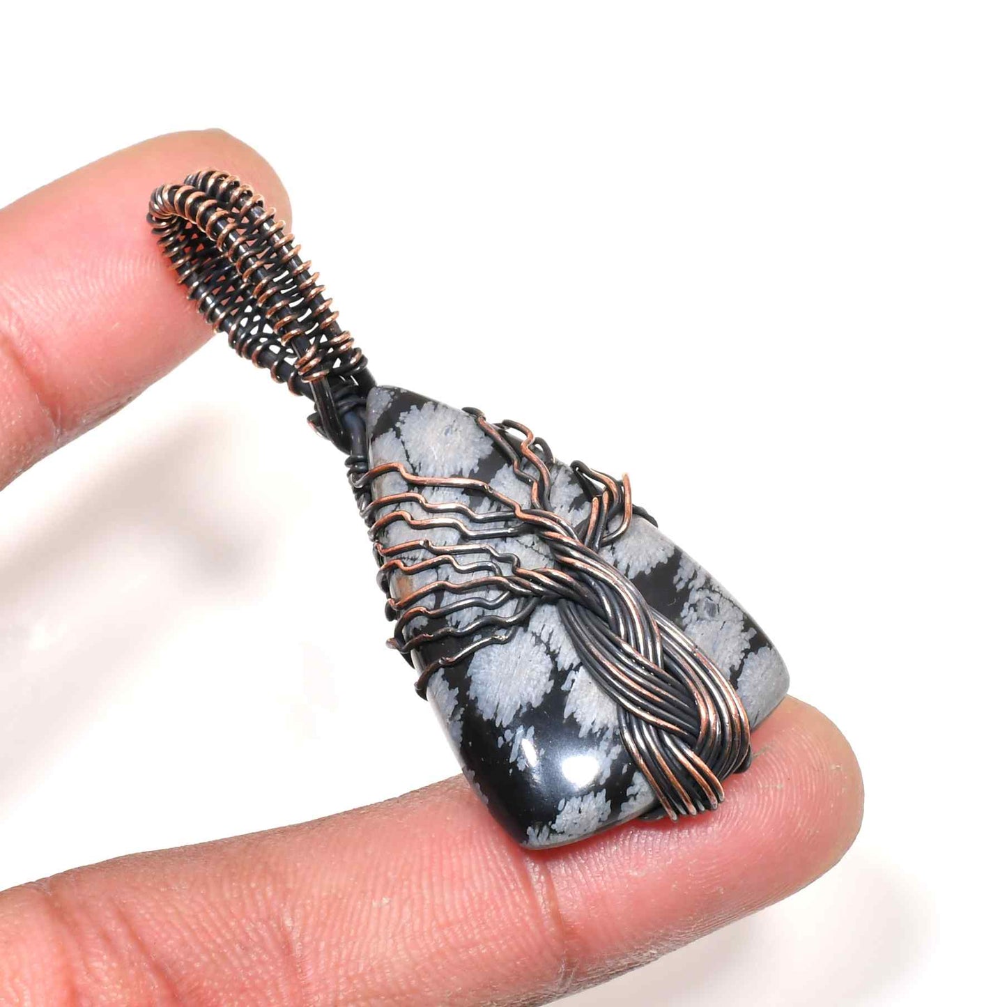 Raven’s Embrace – Obsidian Copper Pendant