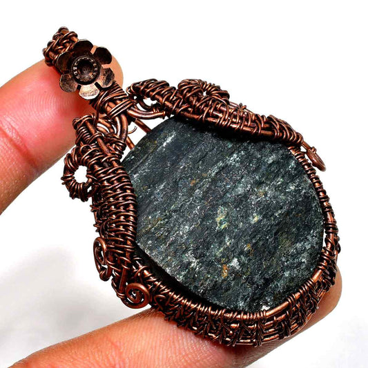 Ezra’s Veil – Earthstone Copper Pendant