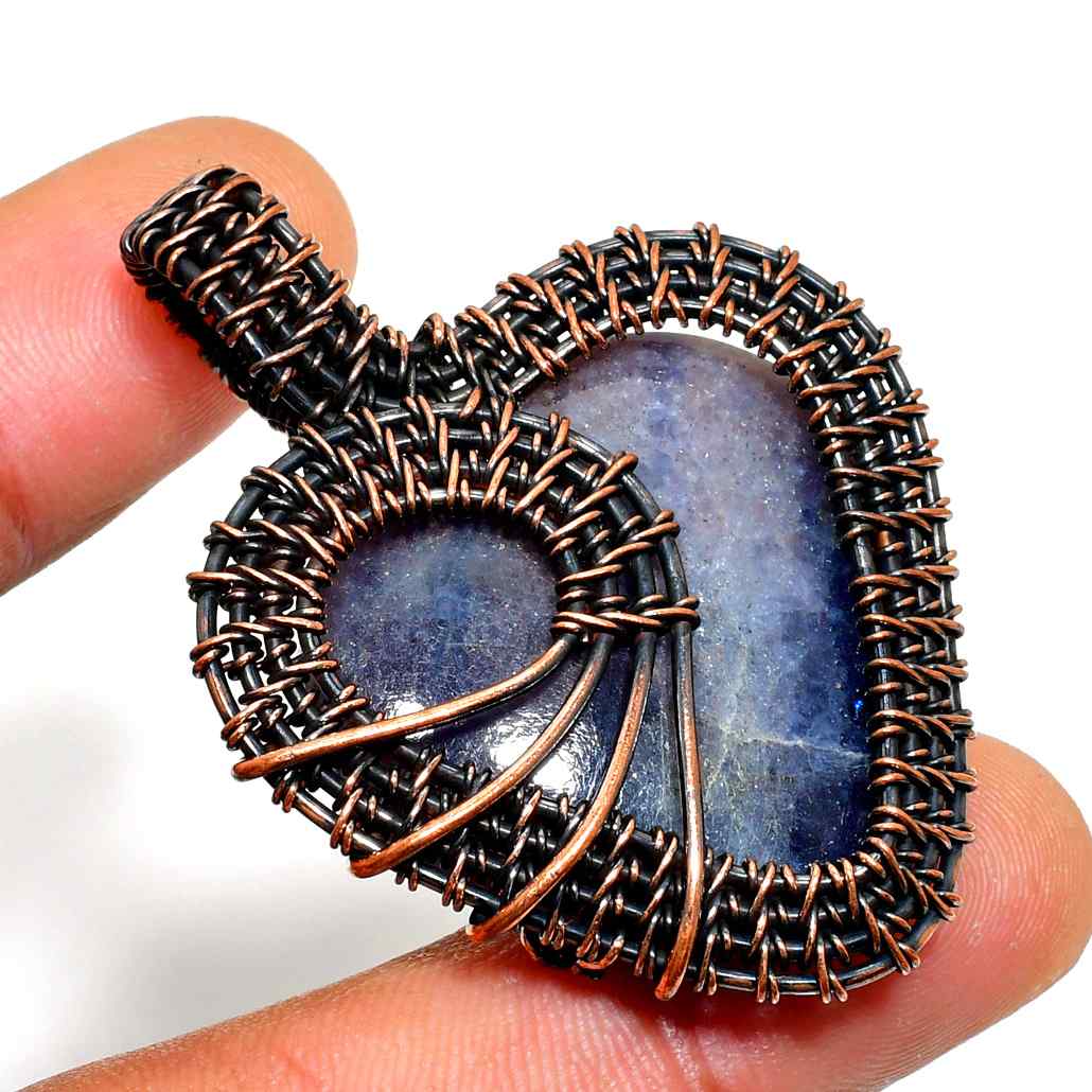 Luna’s Radiance – Amethyst Copper Pendant