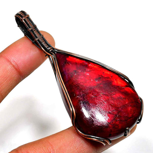 Ember’s Glow – Garnet & Oxidized Copper Pendant