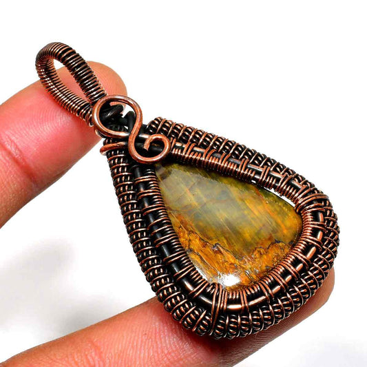 Terra’s Talisman – Tiger’s Eye Copper Pendant