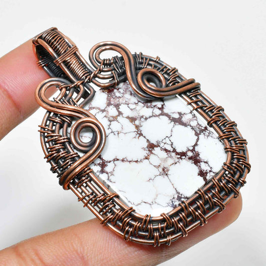 Serenity’s Embrace – Howlite Copper Pendant