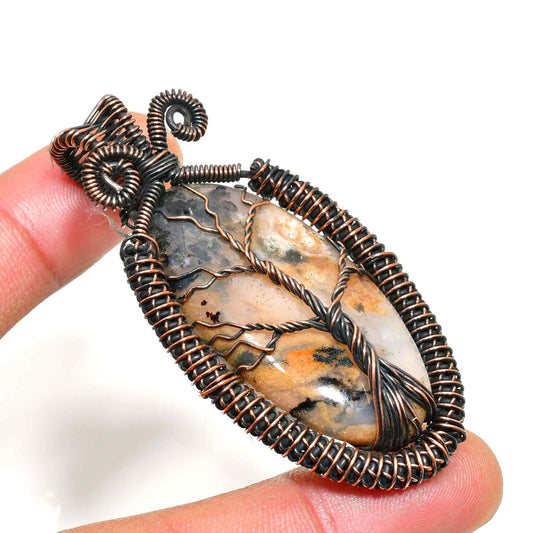 Gaia’s Embrace – Agate Tree of Life Pendant