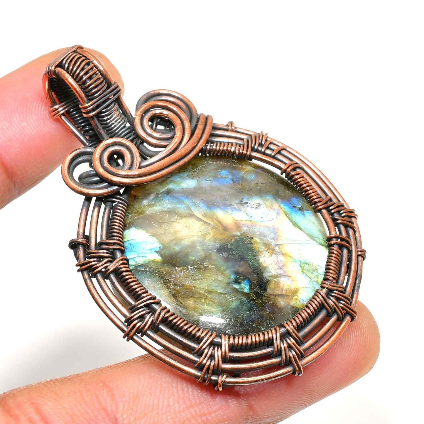 Aurora’s Veil – Labradorite & Oxidized Copper Pendant