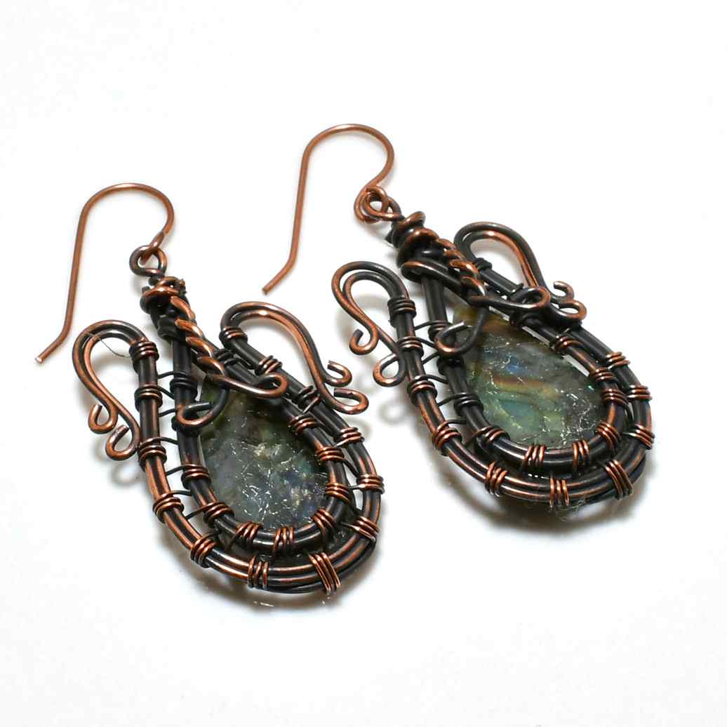 Aurora’s Radiance – Labradorite & Copper Earrings
