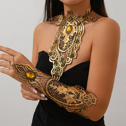 Vintage Lace Neckpiece & Bracelet