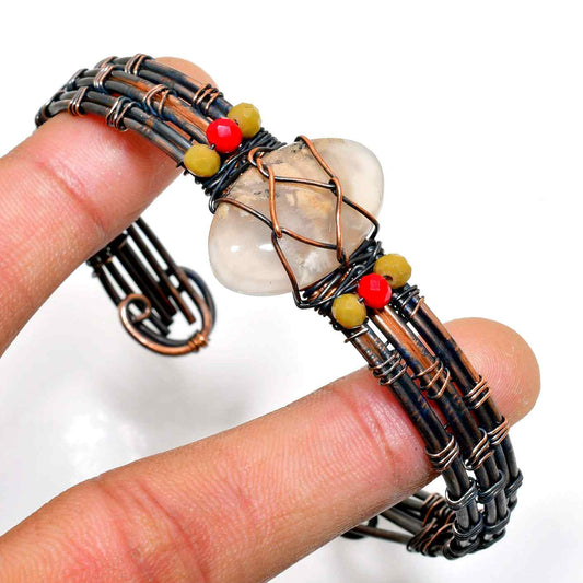 Clarity’s Embrace – Quartz Wire-Wrapped Bracelet