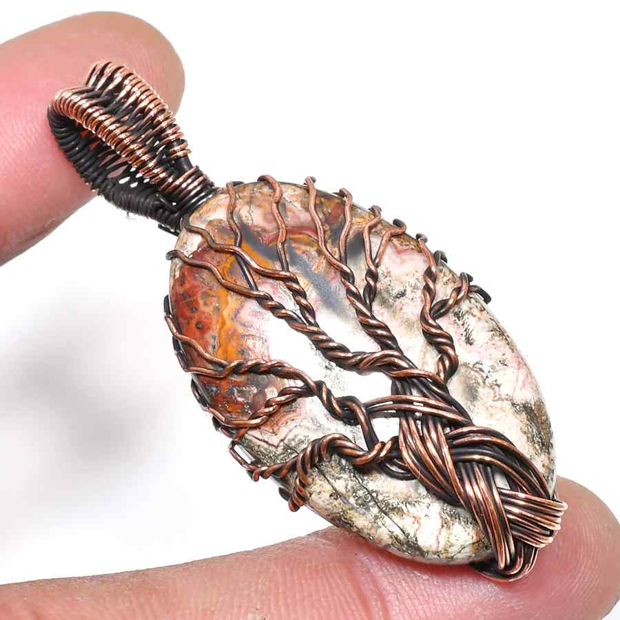 Terra’s Embrace – Agate Copper Pendant