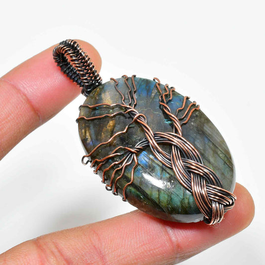 Gaia’s Glow – Labradorite Tree of Life Copper Pendant