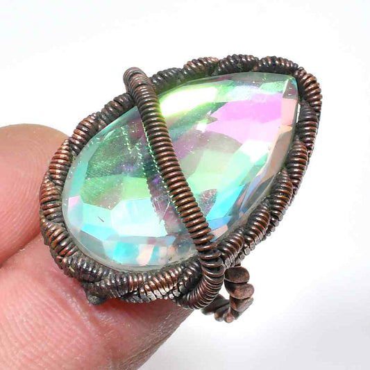 Luna’s Radiance – Iridescent Crystal Copper Ring
