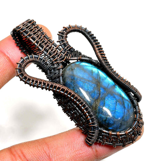 Mystic Dreams – Oxidized Copper Labradorite Pendant