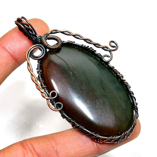 Gaia’s Heart – Green Stone Copper Pendant