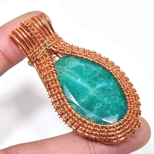 Emerald’s Embrace – Copper Wire Pendant