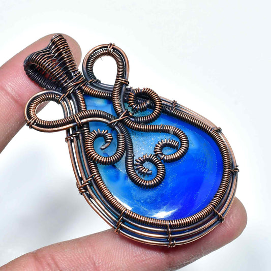 Ocean's Embrace – Blue Agate Copper Pendant