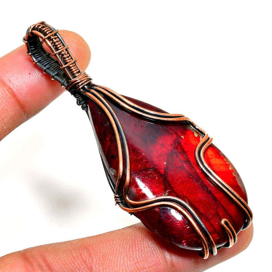 Crimson Cascade – Handcrafted Carnelian & Copper Pendant
