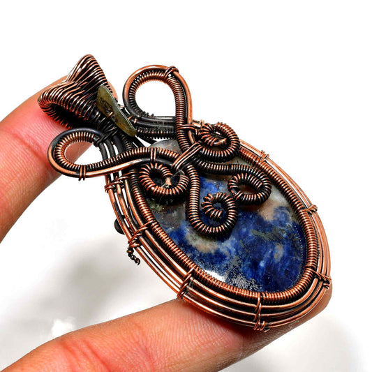 Azure’s Embrace – Lapis Lazuli Copper Pendant