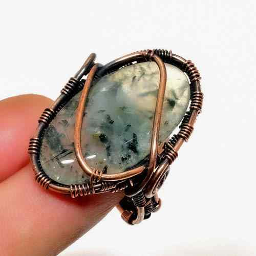 Celestial Ember – Oxidized Copper Labradorite Ring
