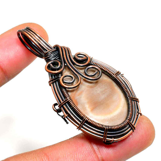 Calm Tides – Mother of Pearl Copper Pendant