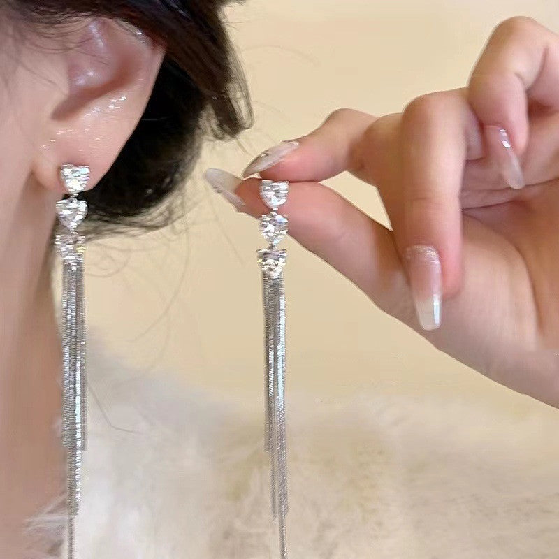 Lola Heart Earrings