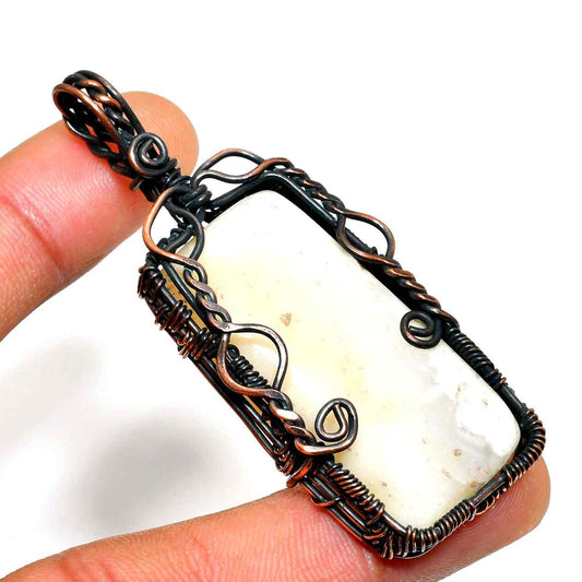Serenity’s Embrace – Howlite Copper Pendant