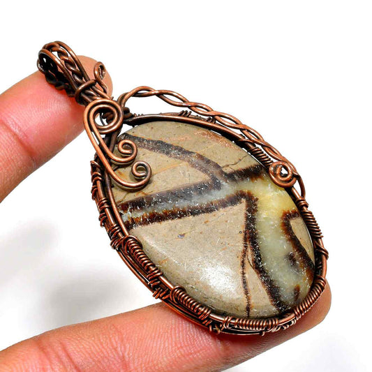 Gaia’s Embrace – Copper-Wrapped Grounding Pendant