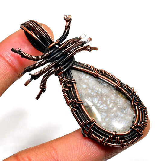 Ethereal Radiance – Copper-Wrapped Stone Pendant