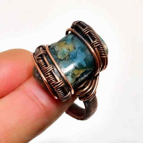 Ember’s Whisper – Copper-Wrapped Gemstone Ring