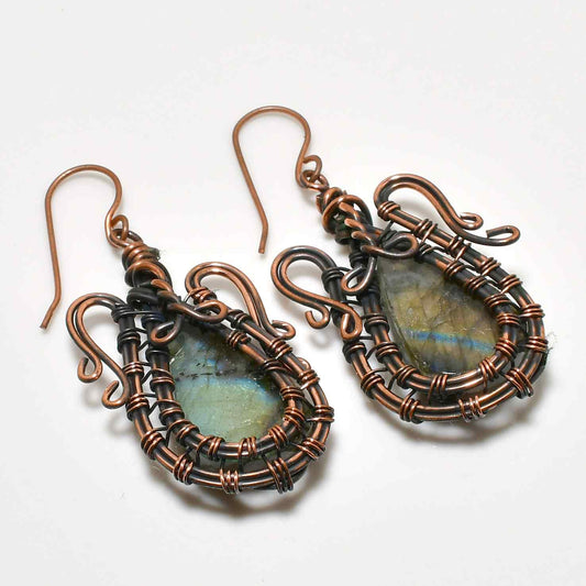 Selene’s Shard – Labradorite Copper Earrings