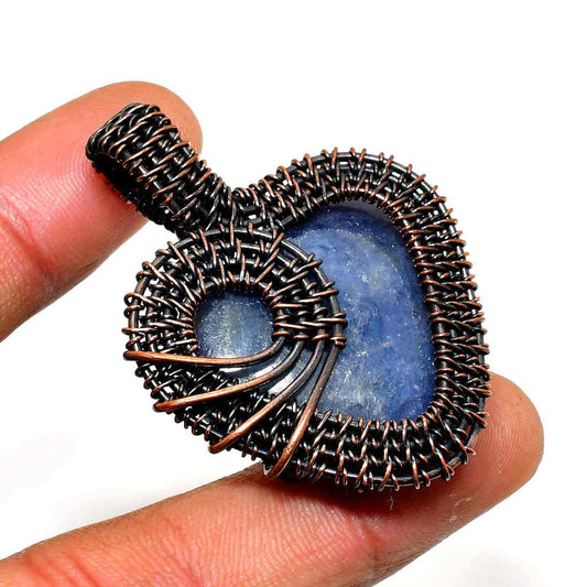 Selene’s Wisdom – Lapis Lazuli Copper Pendant