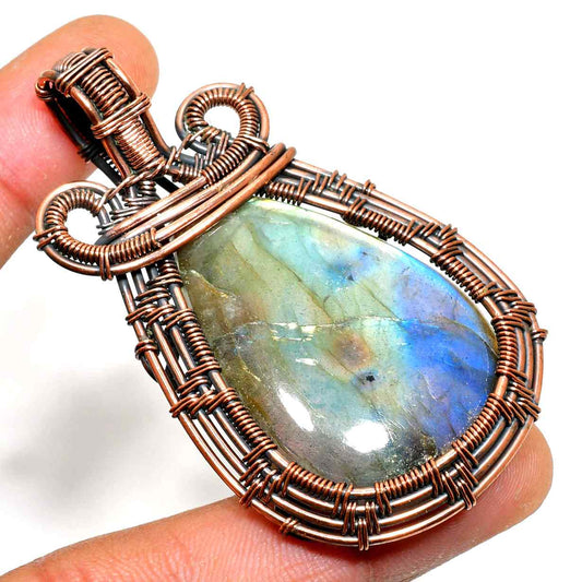 Celestial Dreamcatcher – Labradorite & Copper Pendant
