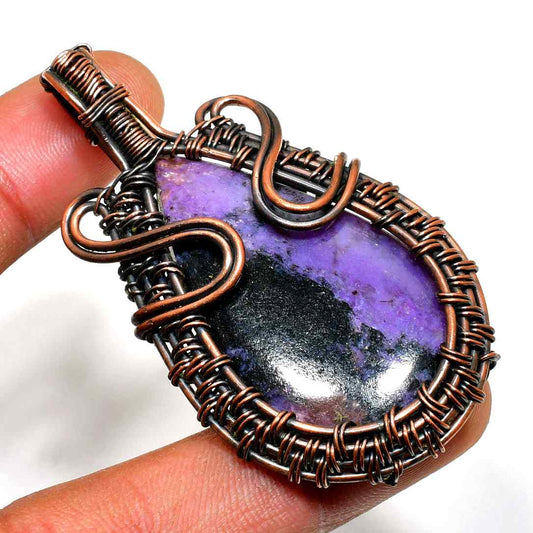 Elysian Glow – Amethyst Copper Pendant