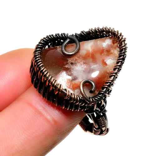 Gaia’s Embrace – Copper-Wrapped Agate Ring