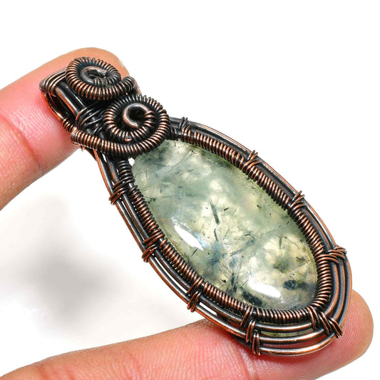 Ocean’s Whisper – Aquamarine & Copper Pendant