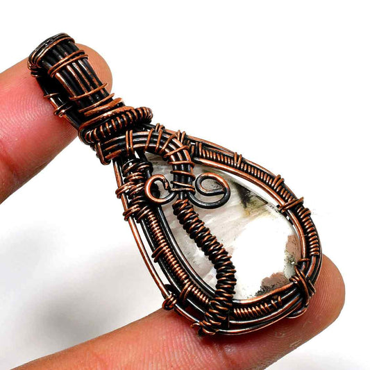 Elysian Glow – Quartz & Copper Pendant