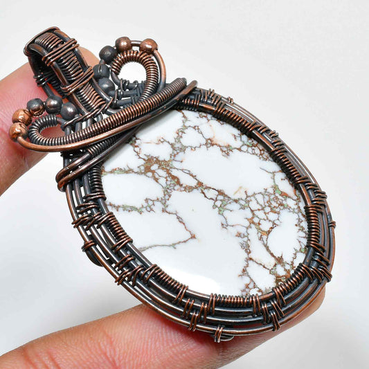 Serenity’s Embrace – White Howlite Copper Pendant