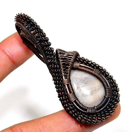 Ezra’s Veil – Copper-Wrapped Healing Stone Pendant